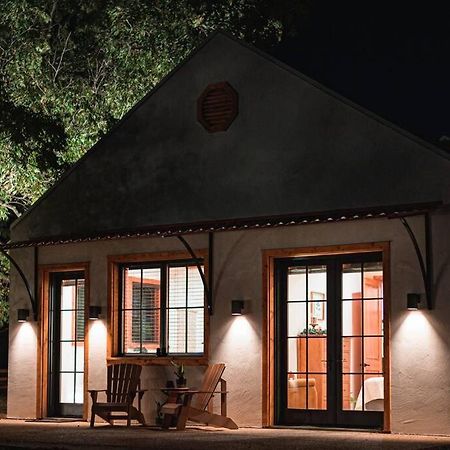Little Dutch Cabin #3 - 12 Min To Magnolia-Baylor Bellmead ภายนอก รูปภาพ