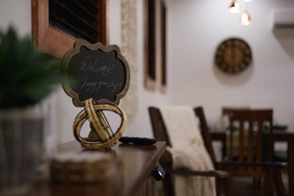 Little Dutch Cabin #3 - 12 Min To Magnolia-Baylor Bellmead ภายนอก รูปภาพ