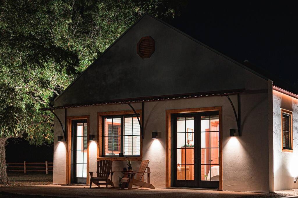Little Dutch Cabin #3 - 12 Min To Magnolia-Baylor Bellmead ภายนอก รูปภาพ